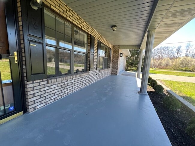 Photo - One-Level Living at the End of a Quiet Cul-de-Sac – Just 15 Minutes from Town!
