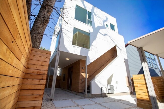 Photo - 3512 Mt Vernon St