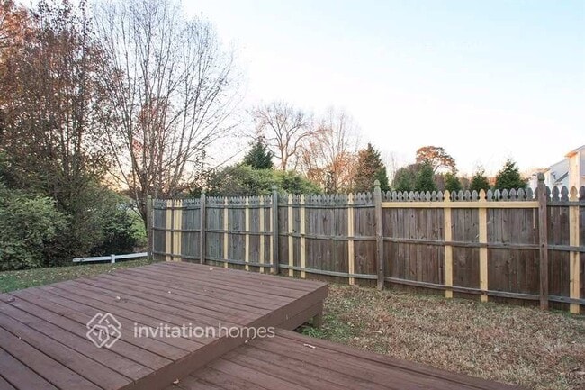 Photo - 7739 Rolling Meadows Ln