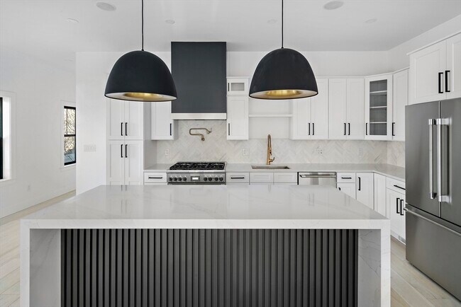 Photo - 21 Woodbine St