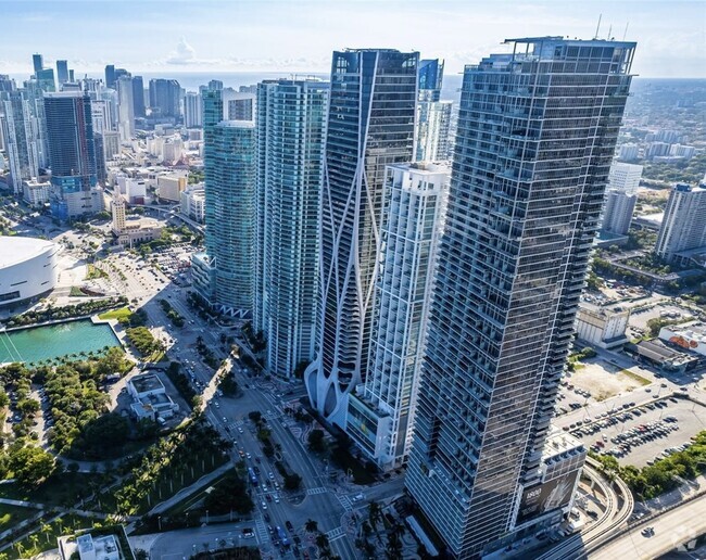 Building Photo - 1100 Biscayne Blvd Unit 2907 Rental