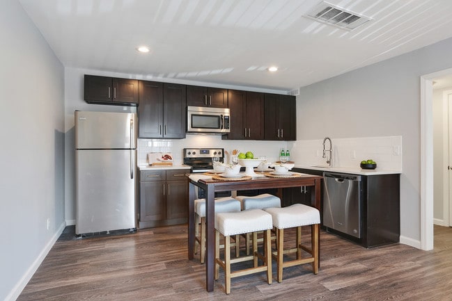 Photo - Flats at 95 Metcalf