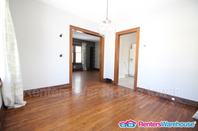 Photo - 3724 University Ave