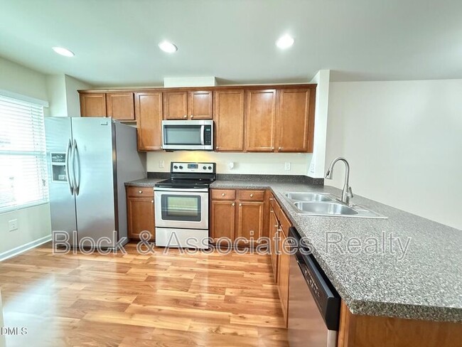 Photo - 8527 Quarton Dr