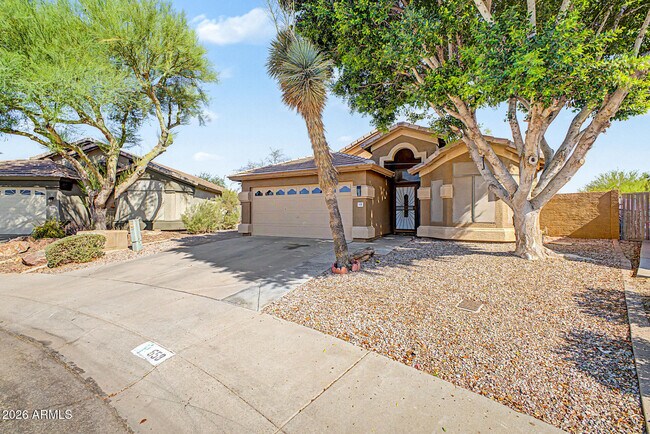 Photo - 558 W Bluefield Ave
