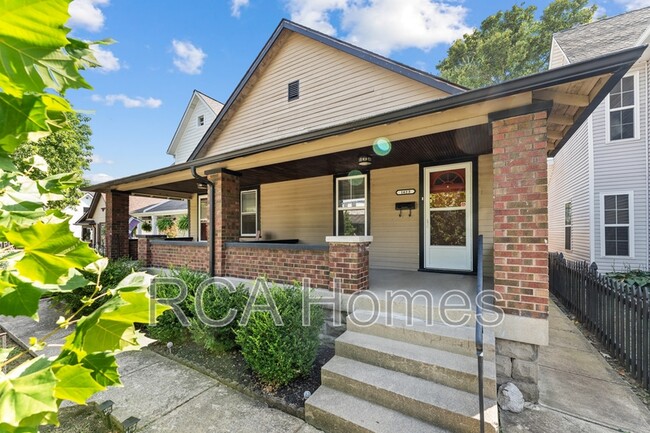 Building Photo - 1613 Pleasant St Rental