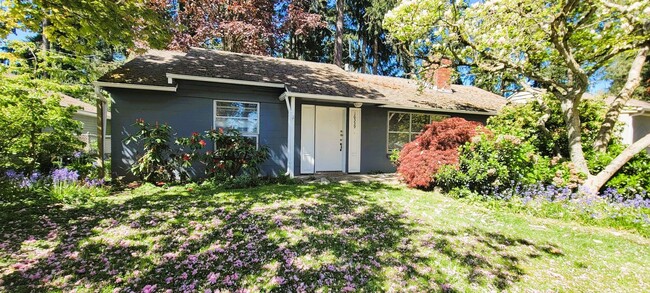 Charming 3-Bedroom Rambler in Seattle/Shor... - Charming 3-Bedroom Rambler in Seattle/Shor... House