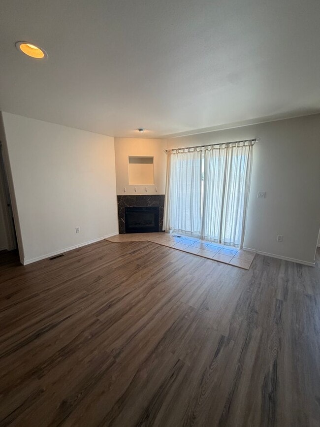 Photo - Large Duplex, Pelican Pointe Area