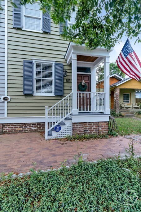 Building Photo - 513 E Harris St Rental