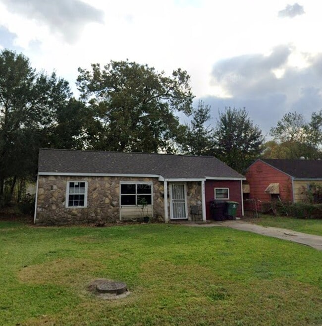 Building Photo - 8726 Josie St