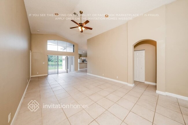 Photo - 9496 Lago Dr
