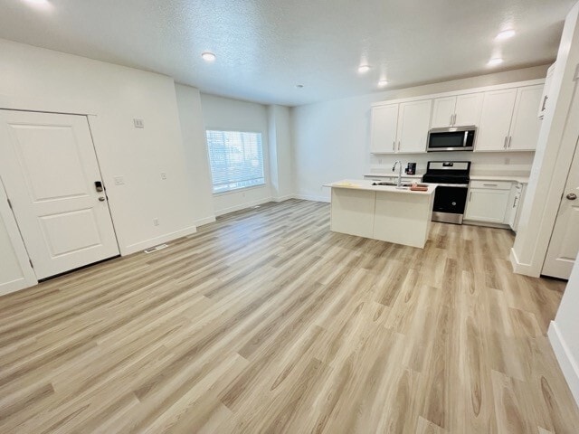 Photo - 909 N 1190 E