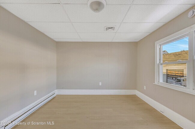 Photo - 1007 Washburn St