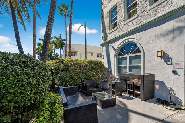 Photo - 802 Euclid Ave Unit 104