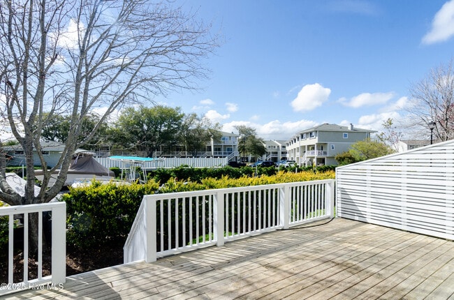 Photo - 107 Driftwood Ct Townhome