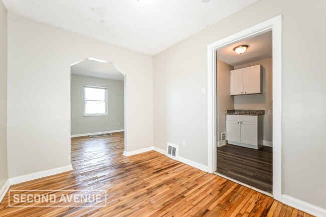 Photo - 3541 York St