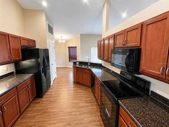 Photo - 4876 Summerfield Cir