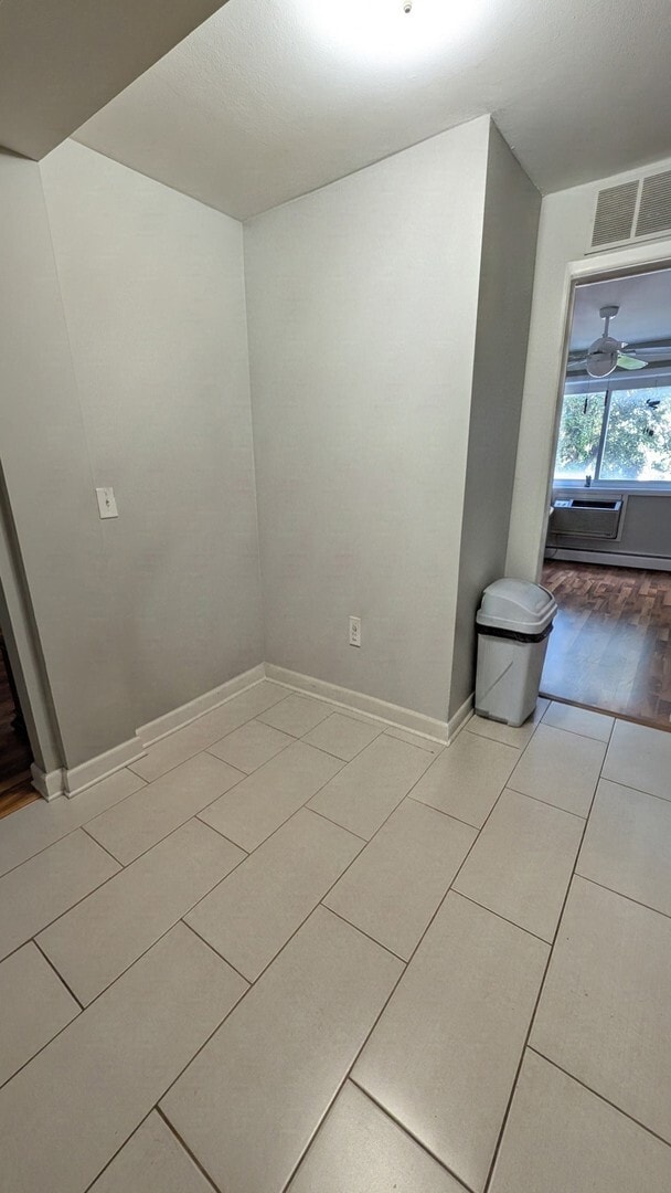 Photo - 10353 Dearlove Rd Unit 2G
