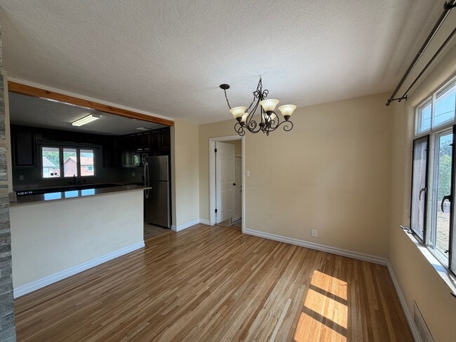 Photo - Spacious 4 Bedroom 2 Bathroom Home In The NE Heights!