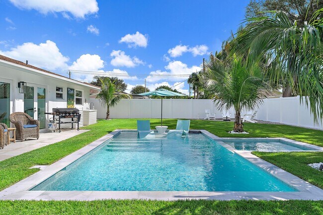 Photo - 8 Windsor Rd W