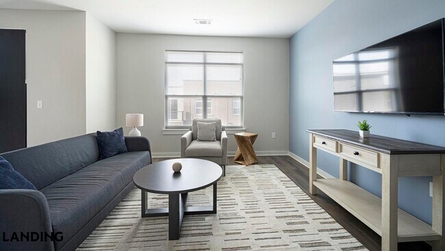 1801 Meridian St Unit 129