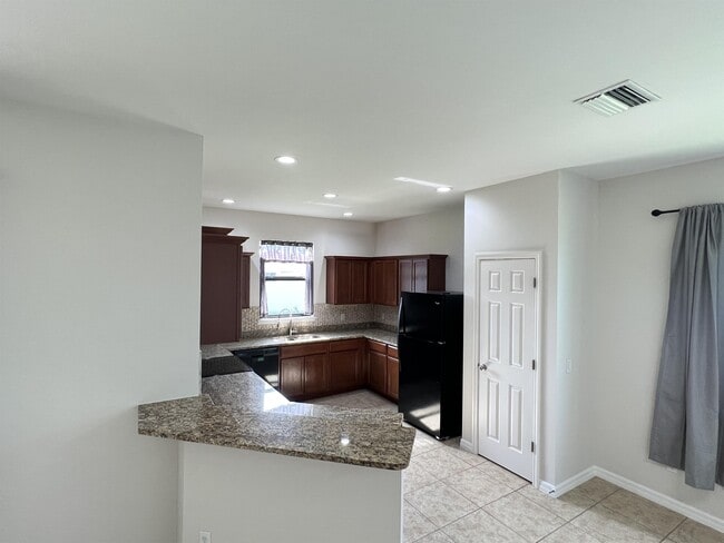 Photo - 511 NE 19th Pl