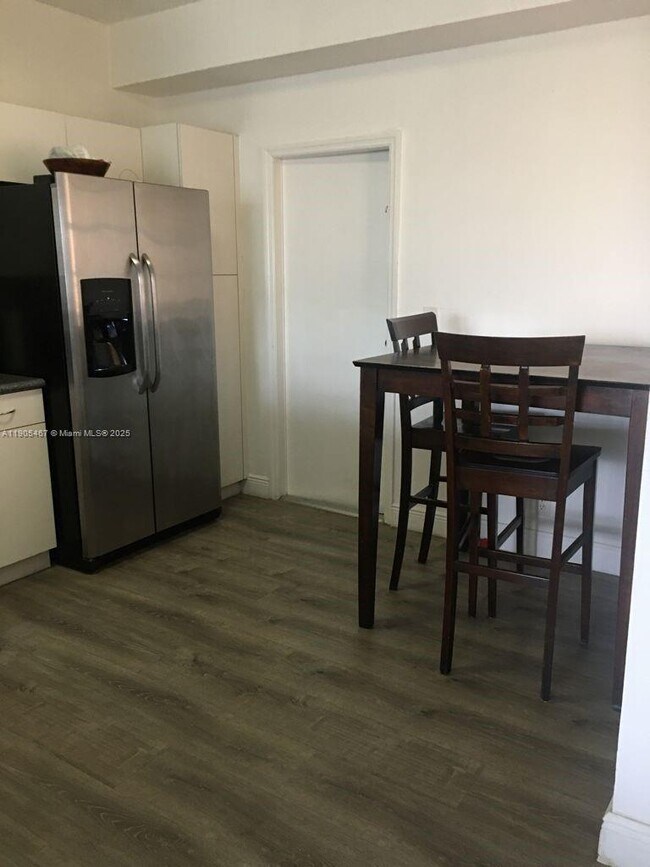 Photo - 3870 San Simeon Cir