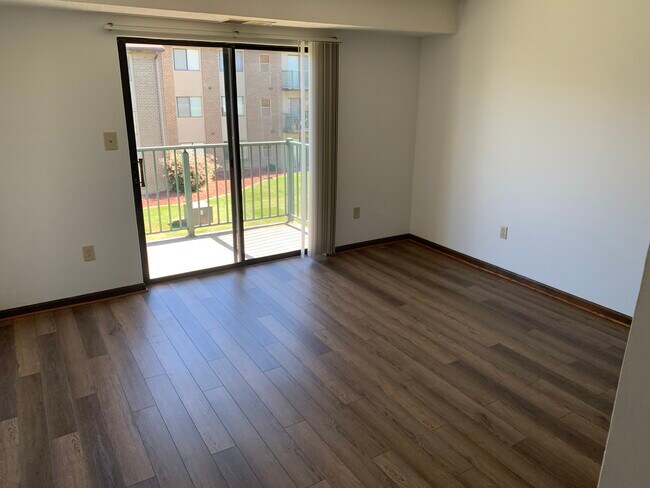 Photo - Maple Garden Apartments