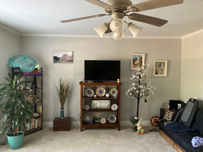 Photo - 231 Littleton Way