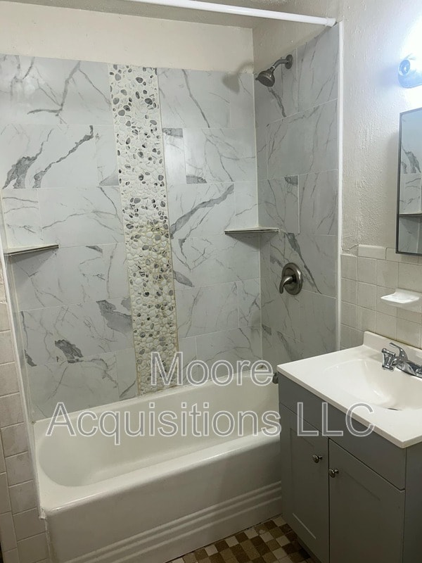 Building Photo - 1437 S Rusk St Rental