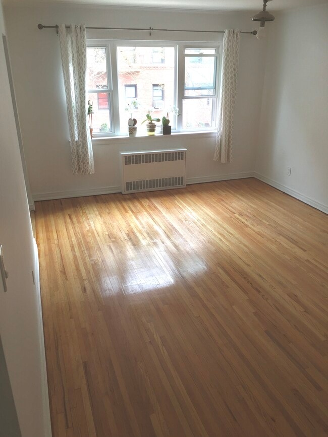 Building Photo - 4736 40th St Unit 2