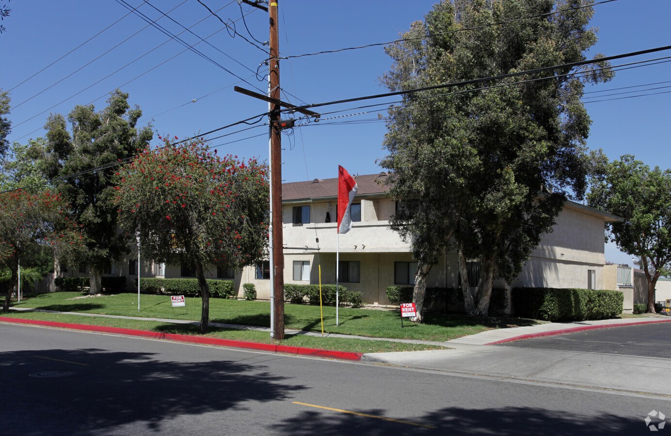 Aventine Court - Aventine Court Apartment Homes