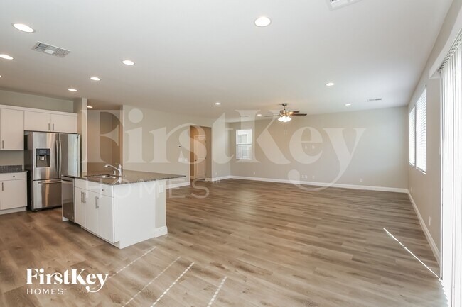 Photo - 4515 Amberley Ridge Ave