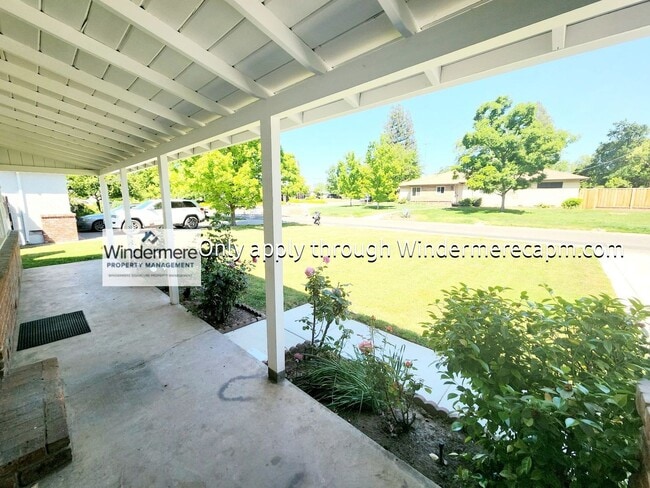 Photo - Fully Renovated Home in Arden Park! Available Now!!!