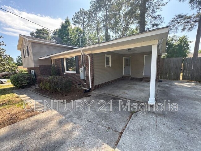 Photo - 315 Indian Trail