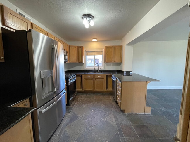 Photo - 2639 S Pittsburg Ave