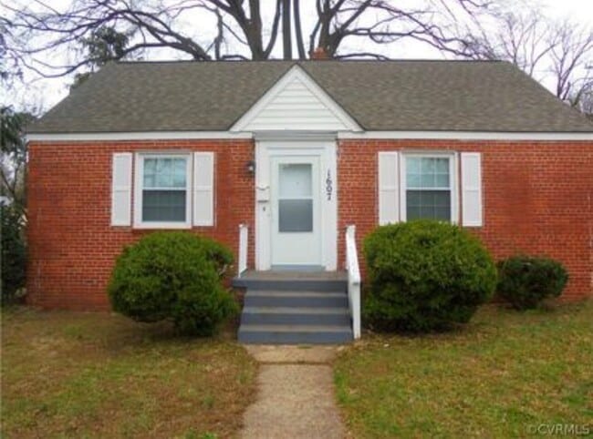 Building Photo - 1607 Minefee St