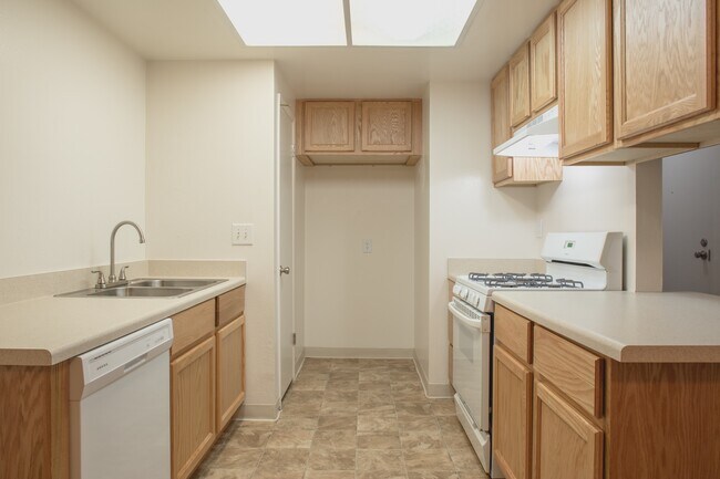 Photo - Del Ciervo Apartments Unit 26
