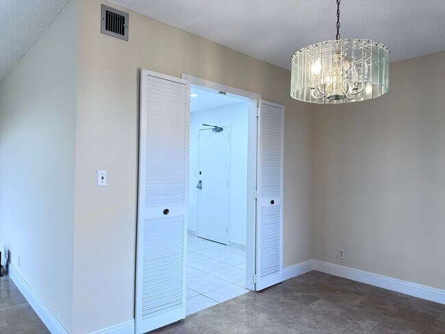 Photo - 10777 W Sample Rd Unit 714