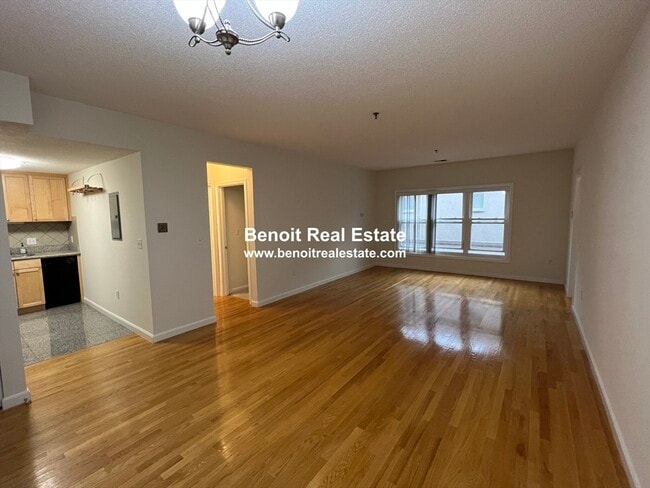 Photo - 2456 Massachusetts Ave Unit 302
