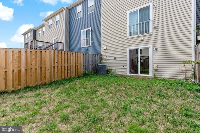 Photo - 162 Magellan Dr