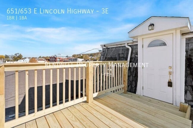 651/653 E Lincoln Highway-3E
