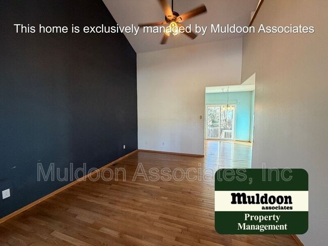 Photo - 821 Legend Oak Dr