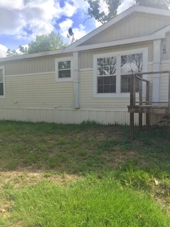 Photo - COUNTRY LIVING AT IT'S BEST! Casa