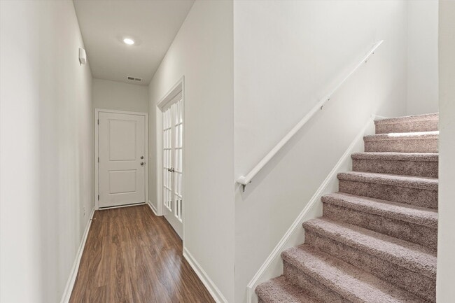 Photo - 4 Bedroom, 2.5 baths, with a 2 car garage located in Shell Point Farm.