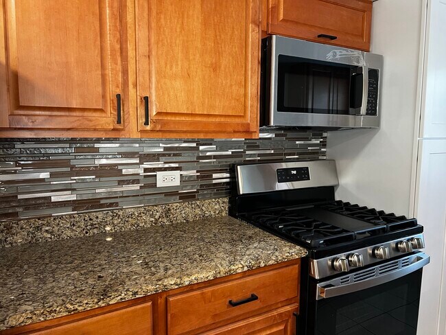 Photo - 1041 Cove Dr