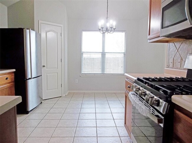 Photo - 110 Fossil Trail