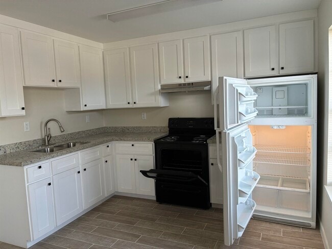 Photo - 705 Bustamante St Unit 1