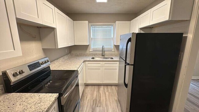 Photo - 136 Hudson Bridge Terrace