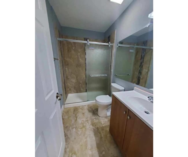 Photo - 3247 Magnolia Ave Unidad J Available $650 J